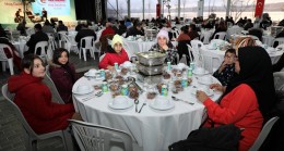​​​​​​​Boğaz’a Nazır İftar Çadırı Dolup Taşıyor!…