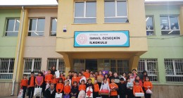 HATAYLI ÇOCUKLAR OYUNCAKLARINA SEVİNÇLE KAVUŞTU!…