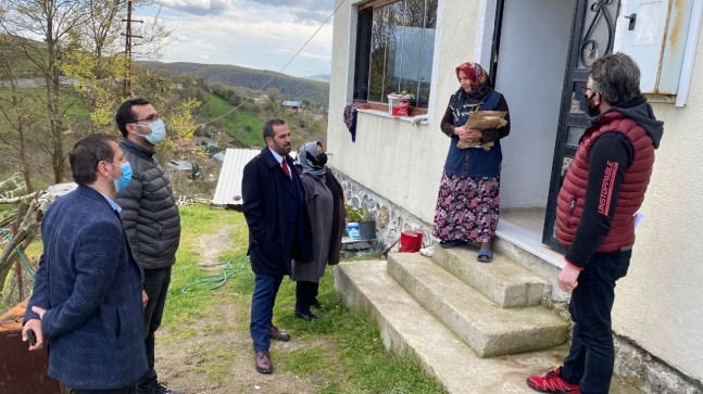 AK Parti Beykoz şehit ailelerini unutmadı!..