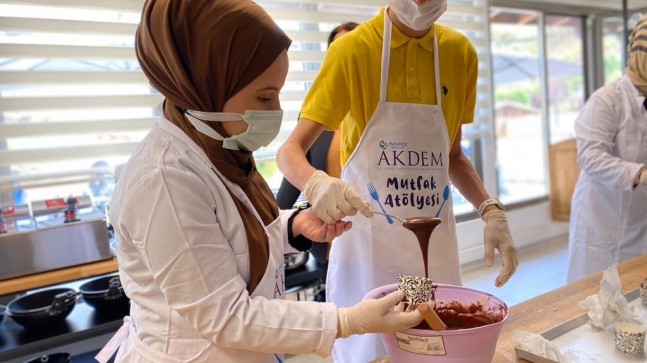 AKDEM MUTFAK ATÖLYESİ’NİN DUMANI TÜTÜYOR!..