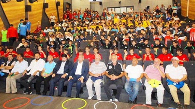 Belediyeden Spor Kulüplerine Malzeme Desteği!..