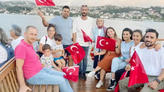 CHP Beykoz’dan Paşabahçe Vapur İle Zafer Kutlaması!…