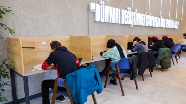 “Beykoz Çayırı Millet Kıraathanesi”ne Ziyaretçi Akını!…