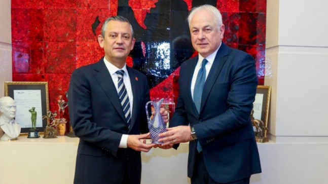 Köseler CHP Lideri Özel’i ziyaret etti