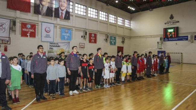 Okullar Arası Hentbol Ligi Müsabakaları Başladı!..
