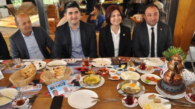 GİRESUNLULARDAN COŞKUN TOSUN’A MORAL KAHVALTISI!..