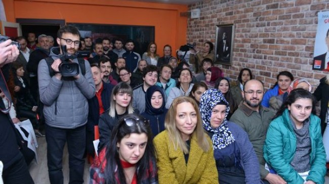 COŞKUN TOSUN’LA BİR ARAYA GELEN İŞİTME ENGELLİLERDEN SEVİNÇ GÖZYAŞLARI!..