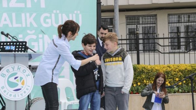 Mavi Balonlar Otizmli Çocuklar İçin Uçtu!..