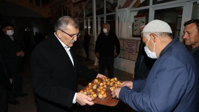 Beykoz’da Teravihler Lokma İkramıyla Tatlanıyor!…