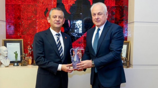 Köseler CHP Lideri Özel’i ziyaret etti