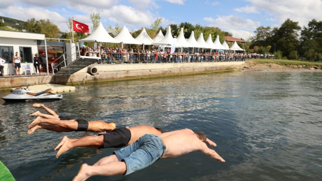 Beykoz Sahili Su Sporları Festivali’yle Renklendi!…