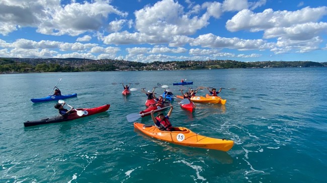 BEYKOZ SAHİLİ SU SPORLARIYLA RENKLENDİ!…