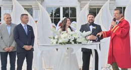 İmamoğlu Beykoz’da nikah kıydı