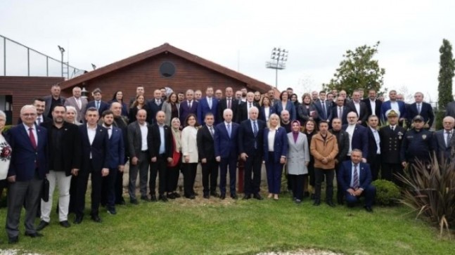Vali Gül Muhtarları Dinledi