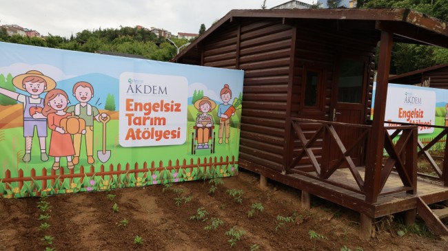 BEYKOZ “ENGELSİZ TARIM ATÖLYELERİ” NDE İLK FİDELER DİKİLDİ!…