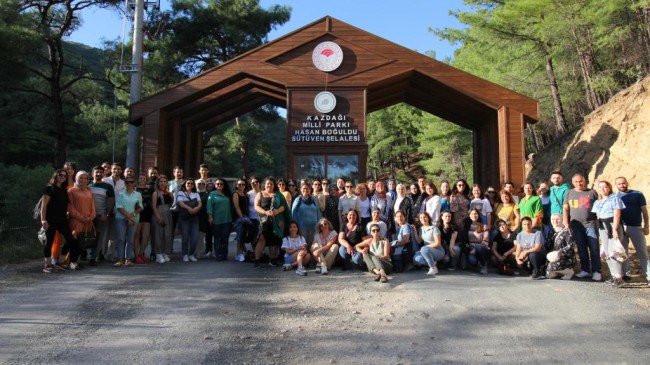 Beykoz’un sağlıkçıları Kaz Dağlarında stres attı!…