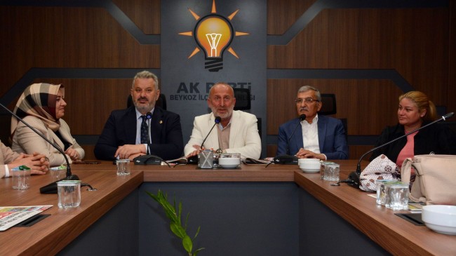 AK PARTİ BEYKOZ TEŞKİLATINDA BAYRAMLAŞMA!…