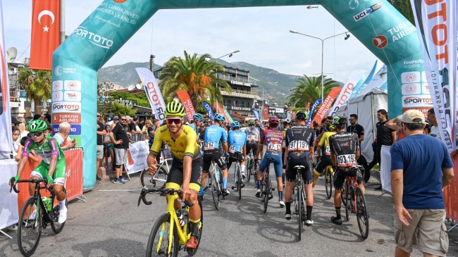 Cumhurbaşkanlığı Türkiye Bisiklet Turu Başladı!…