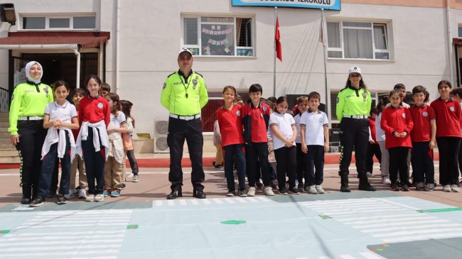 Beykoz Emniyetten Öğrencilere Trafik Eğitimi