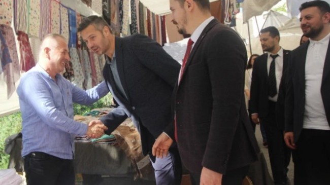 Beykoz MHP’den Pazar Ziyareti