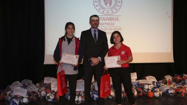 Bağımlılığa Karşı Okullara Spor Malzemesi Desteği!..
