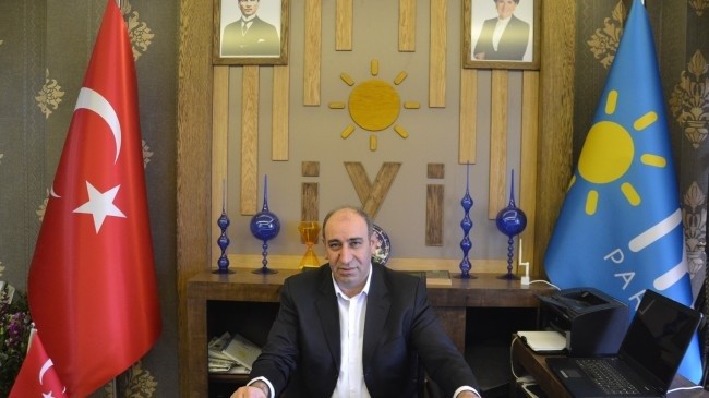 İYİ Parti Beykoz: Akif Taşdemir de imza verdi!..