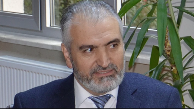 Başhekim Görevde Kaldı!…